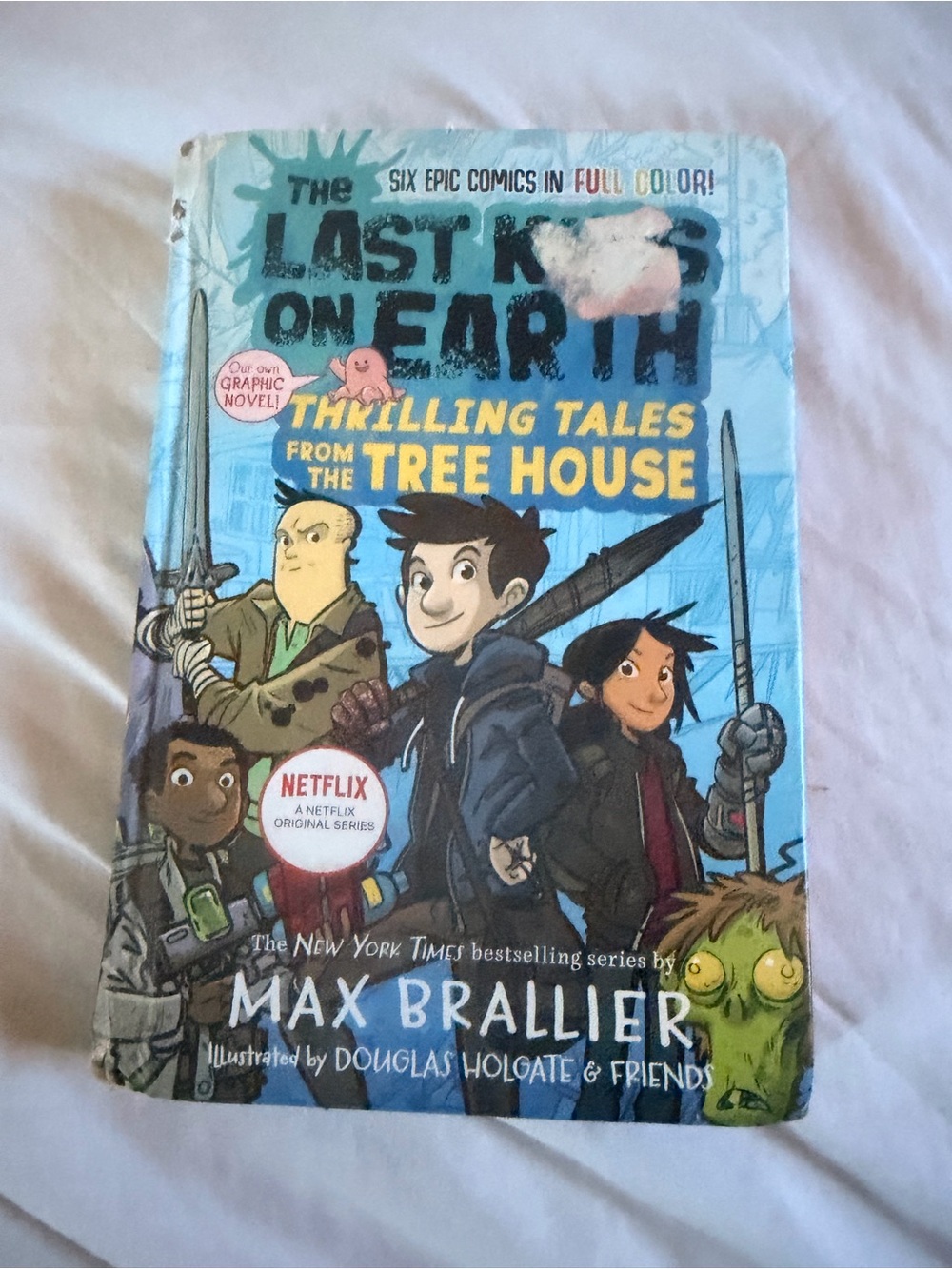 The Last Kids on Earth: Thrilling Tales from the Tree House - Blue Graphic Novel